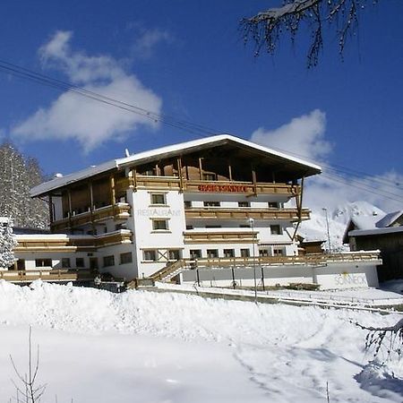 Sonnenhotel Soldanella Sonneck Samnaun Buitenkant foto