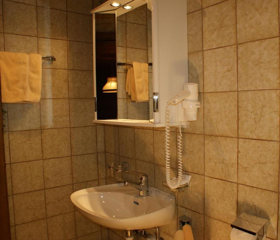 Sonnenhotel Soldanella Sonneck Samnaun Kamer foto
